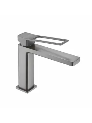 Смеситель для раковины Shevanik S6901T