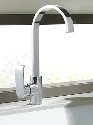 Высокий однорычажный смеситель для кухни на мойку Rose R1713