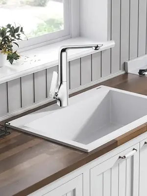 Высокий однорычажный смеситель для кухни на мойку Rose R1313