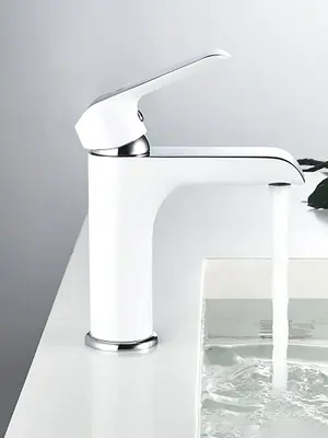 Смеситель для раковины умывальника в ванную Rose R2101F