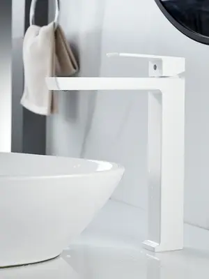 Высокий смеситель для накладной раковины в ванну Rose R1811C-1