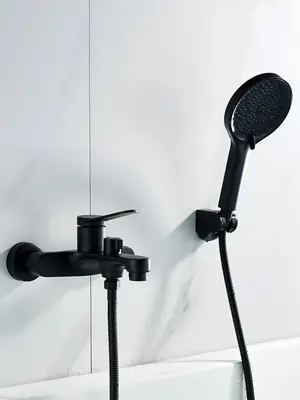 Смеситель для ванны с коротким изливом и душем Shevanik S6202H