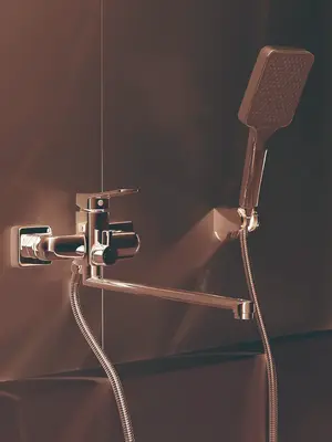 Смеситель для ванны с длинным изливом и душем Shevanik S9922