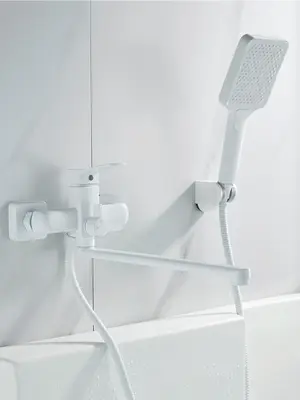 Смеситель для ванны с длинным изливом и душем Shevanik S9922C