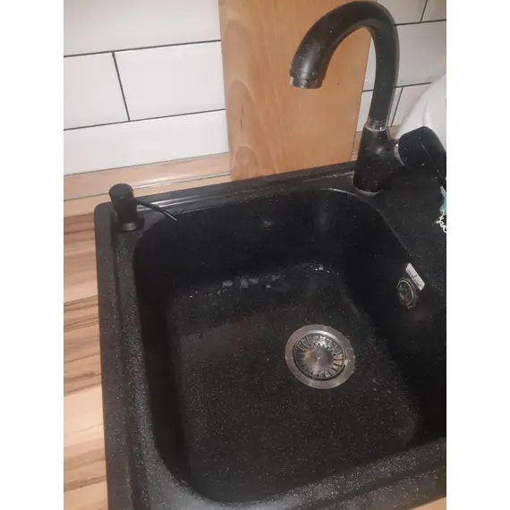 Дозатор для жидкого мыла Ledeme R L405F 400 мл встраиваемый черный, изображение 9