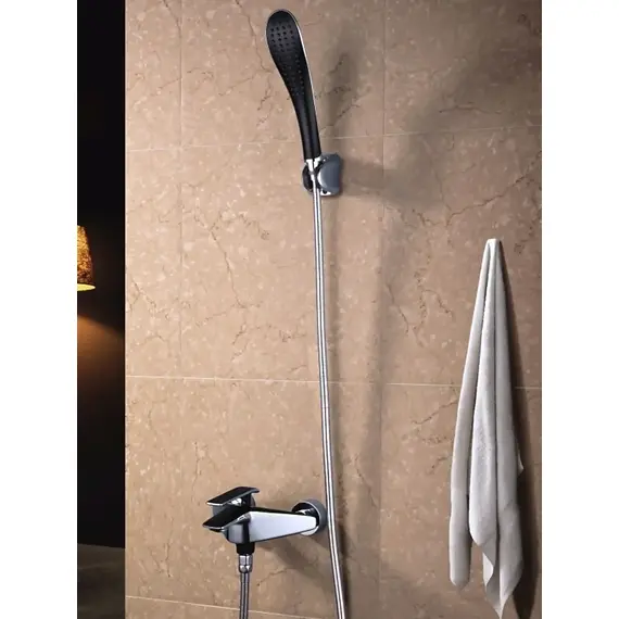 Смеситель для ванны с коротким изливом и душем Rose R1302H