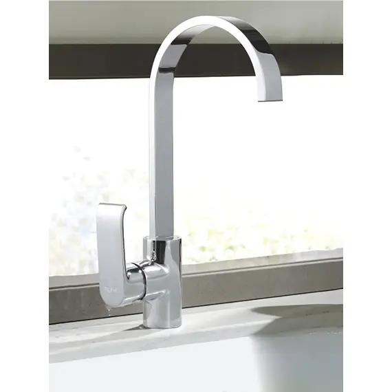 Высокий однорычажный смеситель для кухни на мойку Rose R1713