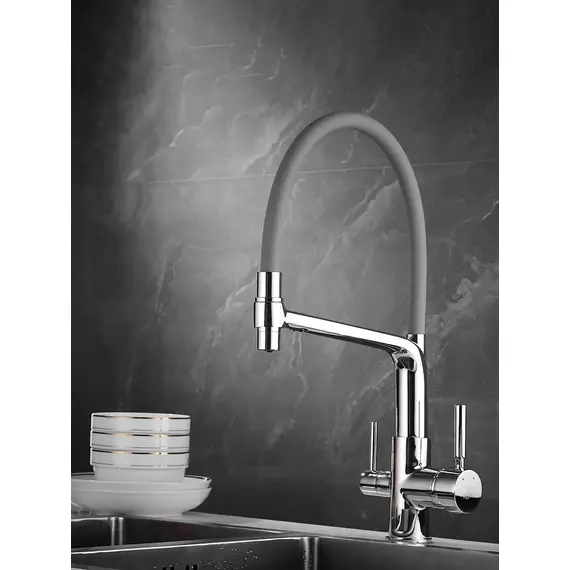 Смеситель для кухни с гибким изливом и фильтром Rose R658