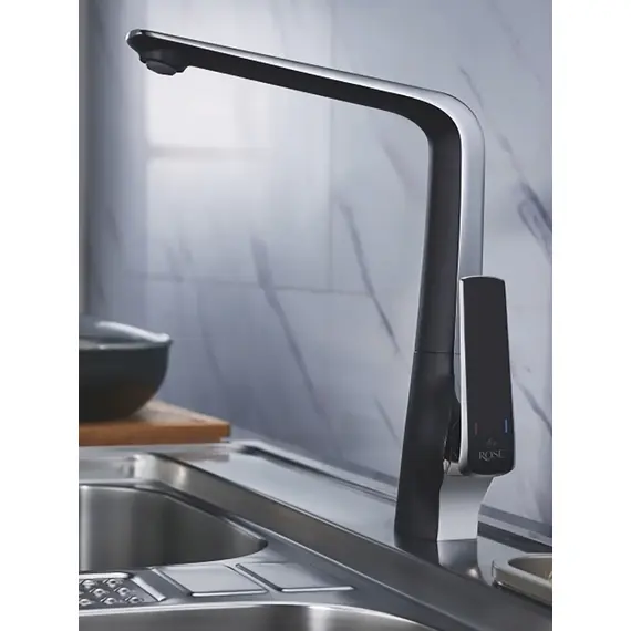 Высокий однорычажный смеситель для кухни на мойку Rose R1313H