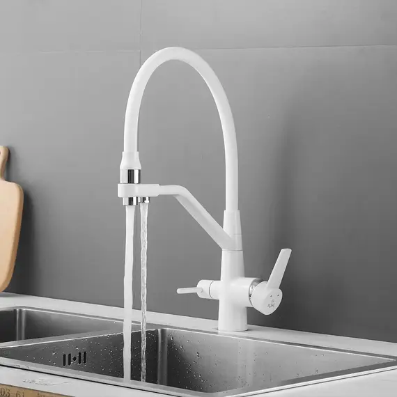 Смеситель для кухни с гибким изливом Rose R558C белый, изображение 9