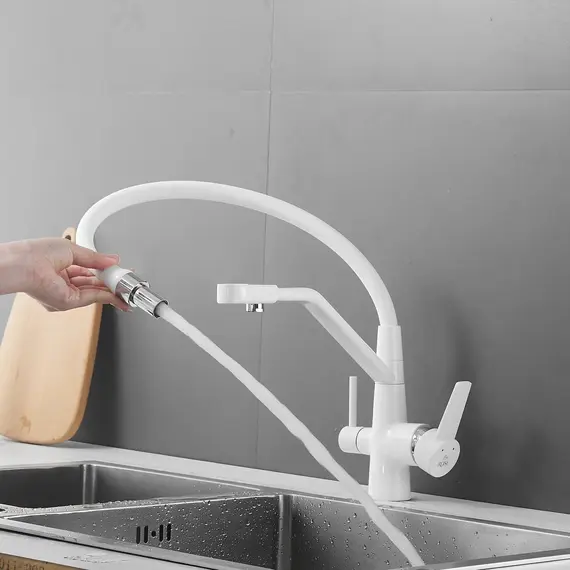 Смеситель для кухни с гибким изливом Rose R558C белый, изображение 5
