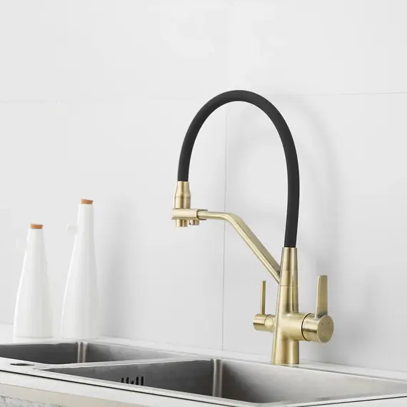 Смеситель для кухни с гибким изливом Rose R558Q бронза/черный, изображение 7