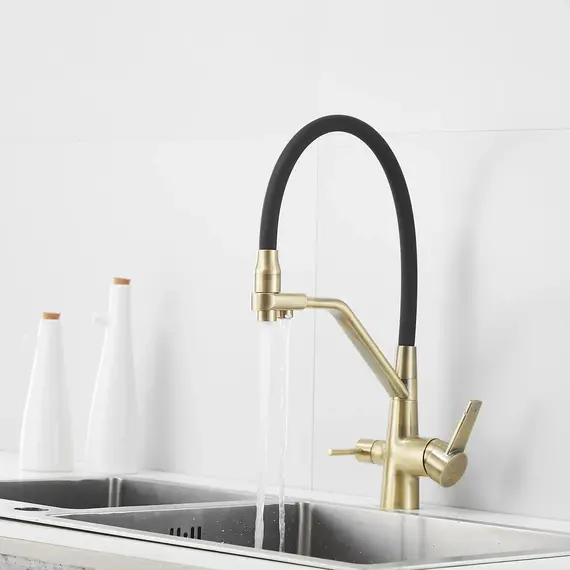 Смеситель для кухни с гибким изливом Rose R558Q бронза/черный, изображение 18