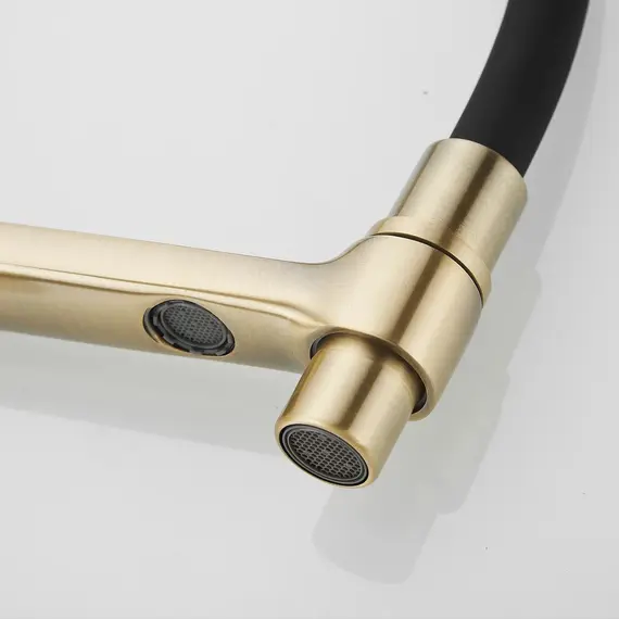 Смеситель для кухни с гибким изливом Rose R658Q бронза/черныйн, изображение 10