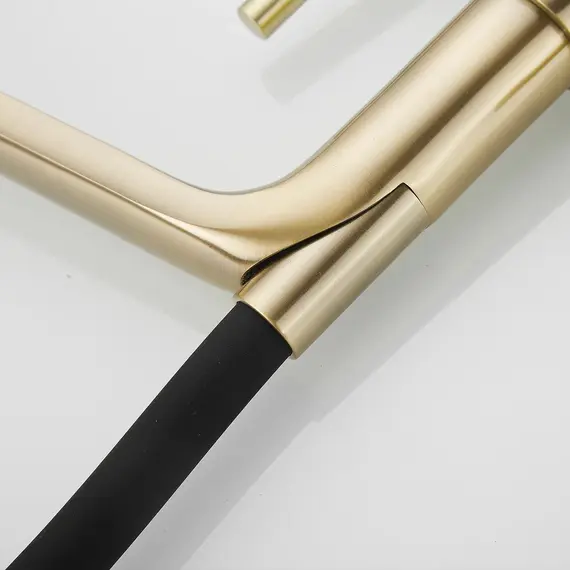 Смеситель для кухни с гибким изливом Rose R658Q бронза/черныйн, изображение 5