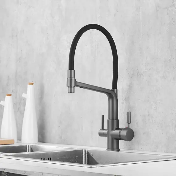 Смеситель для кухни с гибким изливом Rose R658Y темно-серый/черный, изображение 5