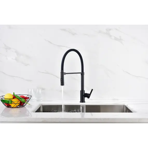 Смеситель для кухни Paulmark Halt Ha214021-401 с гибким изливом антрацит, изображение 4