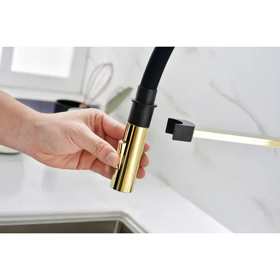 Смеситель для кухни Paulmark Halt Ha214021-G с гибким изливом золото, изображение 7