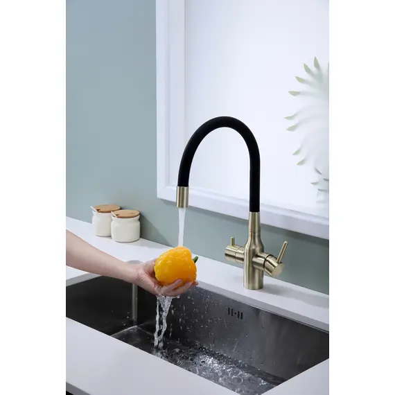 Смеситель для кухни Paulmark Salix Sa213419-BR под фильтр с гибким изливом бронза, изображение 8