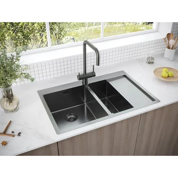 Смеситель для кухни Paulmark Wetter We213030-GM вороненая сталь, изображение 5