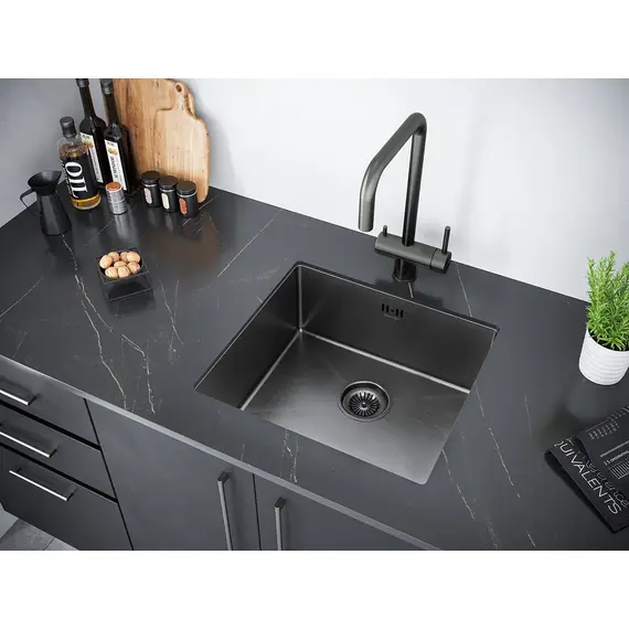 Смеситель для кухни Paulmark Wetter We213030-GM вороненая сталь, изображение 6