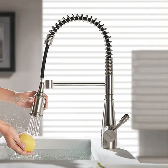 Смеситель для кухни с гибким изливом на пружине с душем Gerhans K14 K14094 суперсталь, изображение 3
