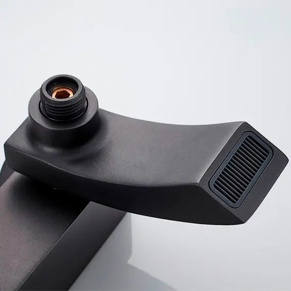 Смеситель для ванны Ledeme R L3178U графит с коротким поворотным изливом, изображение 5