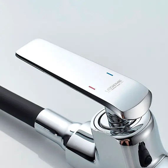 Смеситель для кухни с гибким изливом Ledeme L4074-2 черный, изображение 6