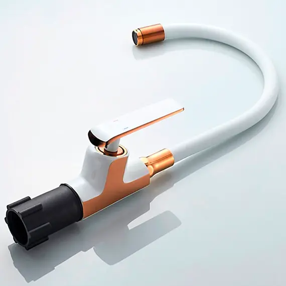 Смеситель для кухни с гибким изливом Ledeme L4074WR-3 белый/золото, изображение 4