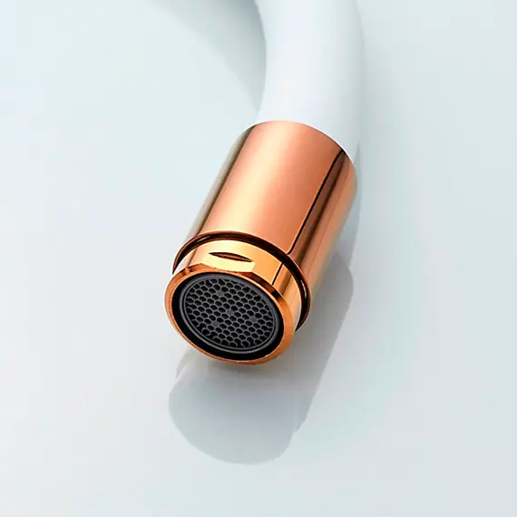 Смеситель для кухни с гибким изливом Ledeme L4074WR-3 белый/золото, изображение 5