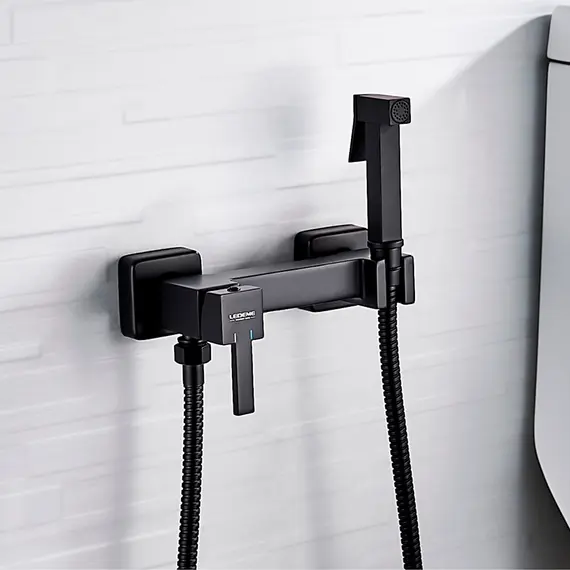 Смеситель с гигиеническим душем Ledeme L5398B-7 черный, изображение 7