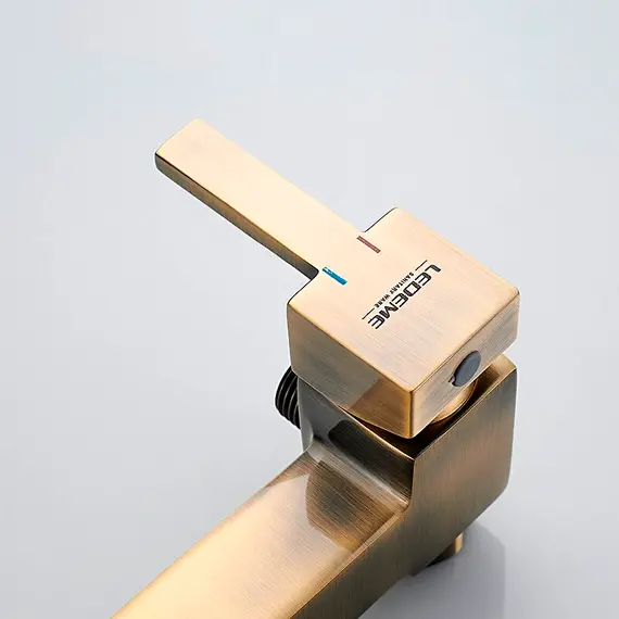 Смеситель с гигиеническим душем Ledeme L5398C-7 бронзовый сатин, изображение 5