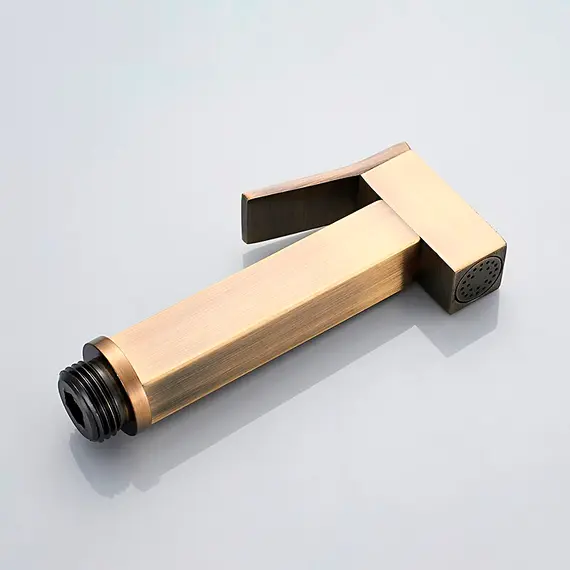 Смеситель с гигиеническим душем Ledeme L5398C-7 бронзовый сатин, изображение 6