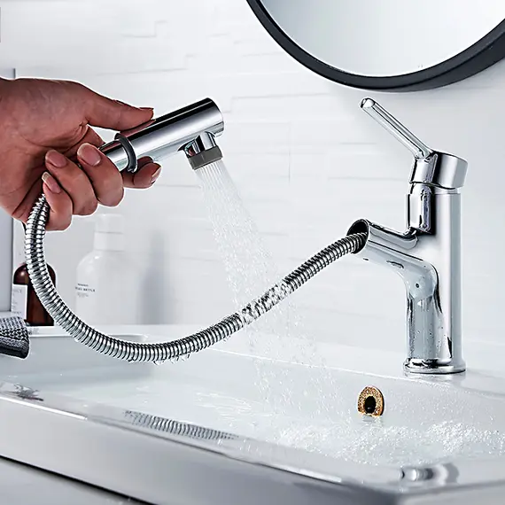 Смеситель для раковины с выдвижной лейкой Ledeme 7 L1055-25 хром, изображение 3