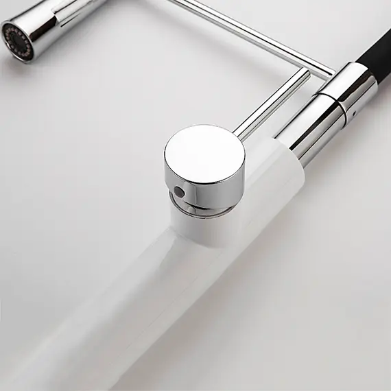 Смеситель для кухни с гибким изливом с душем Ledeme L4097W-2 белый/хром, изображение 9