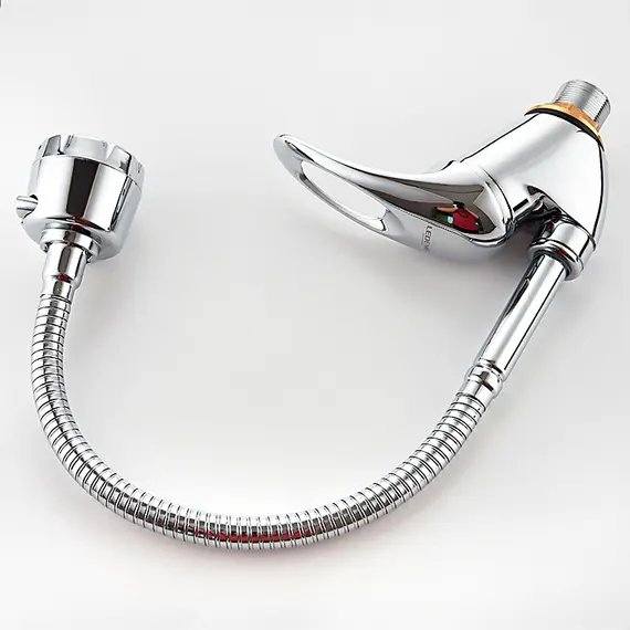 Смеситель для кухни с гибким изливом с душем Ledeme R L4302-B силумин хром, изображение 9