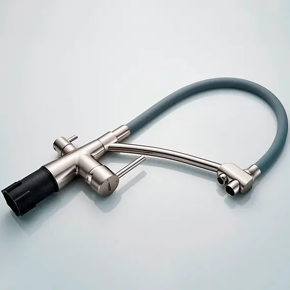 Смеситель для кухни с гибким изливом и встроенным краном под фильтр питьевой воды Ledeme L4855A-9 серый/суперсталь, изображение 3