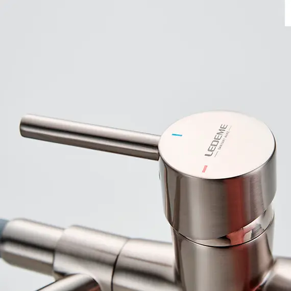 Смеситель для кухни с гибким изливом и встроенным краном под фильтр питьевой воды Ledeme L4855A-9 серый/суперсталь, изображение 5