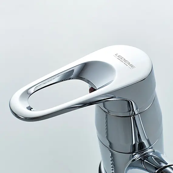 Смеситель для кухни с выдвижной лейкой с душем Ledeme H13 L6013 хром, изображение 4