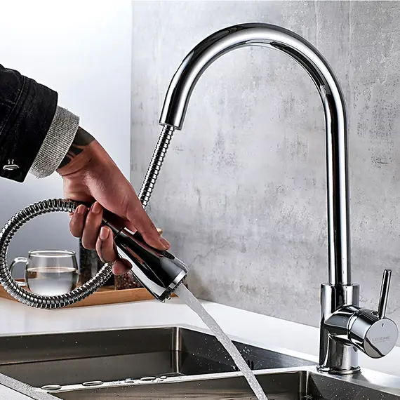 Смеситель для кухни с выдвижной лейкой с душем Ledeme L6155 хром, изображение 4