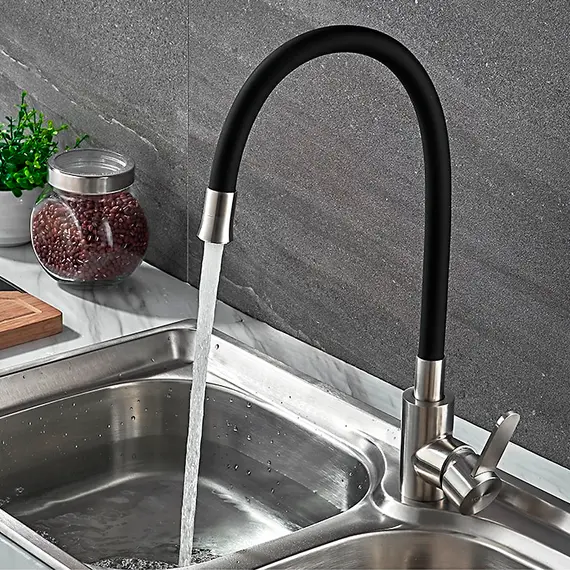 Смеситель для кухни с гибким изливом Ledeme R L74004-2 черный/нержавеющая сталь, изображение 4