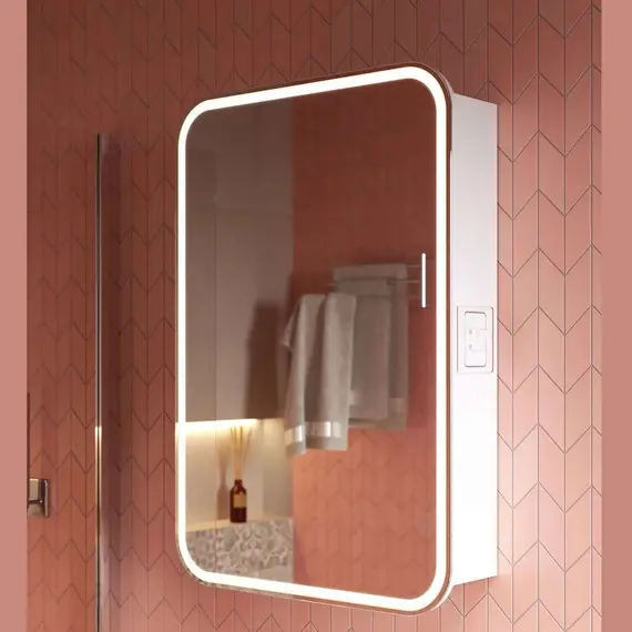 Зеркальный шкаф Alavann Lana 55 см, с розеткой, нейтральная подсветка, изображение 3