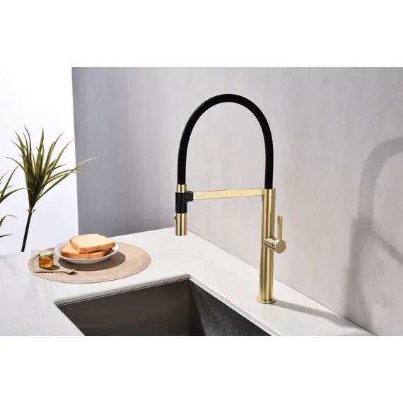 Смеситель для кухни Paulmark Leader Starke Le214101-SBG светлое брашированное золото, изображение 5