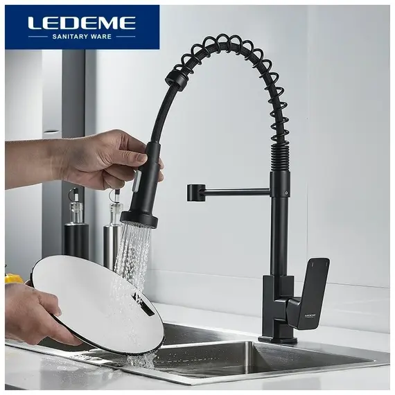 Смеситель для кухни с гибким изливом на пружине Ledeme L4080B черный, изображение 3