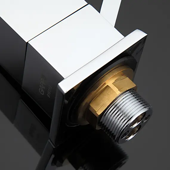 Однорычажный смеситель для кухонной мойки-раковины с поворотным изливом Gappo G4507, изображение 3